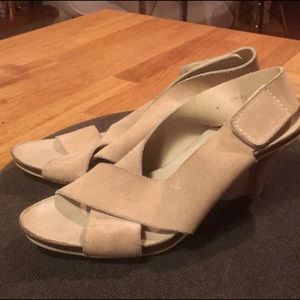 Pedro Garcia 36.5 kitten heels